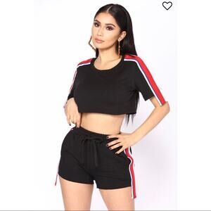 Fashion Nova Elite Crop Women Black Large Crop Red White Black Top Size Large